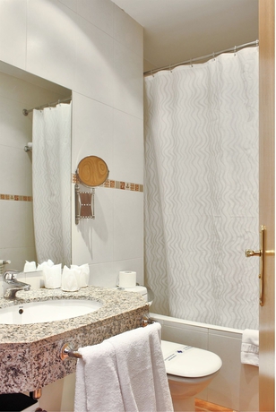 Imagen de la habitación del Hotel Restaurant Camp Del Serrat. Foto 6