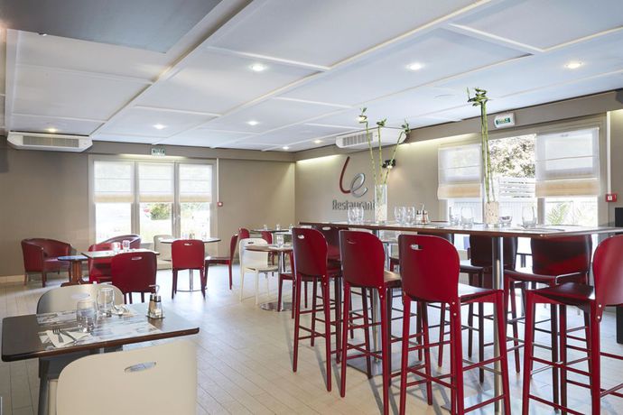 Imagen de los interiores del Hotel Restaurant Campanile B&eacute;thune - Fouqui&egrave;res Le. Foto 13