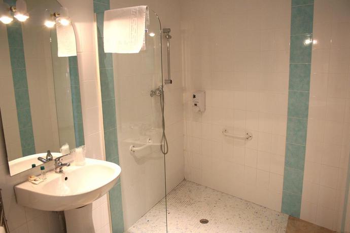 Imagen de la habitación del Hotel Restaurant Caribou. Foto 6