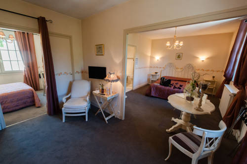 Imagen de la habitación del Hotel Restaurant Charbonnel. Foto 7