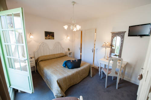 Imagen de la habitación del Hotel Restaurant Charbonnel. Foto 8