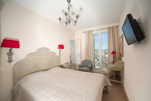 Imagen de la habitación del Hotel Restaurant De La Tour. Foto 2