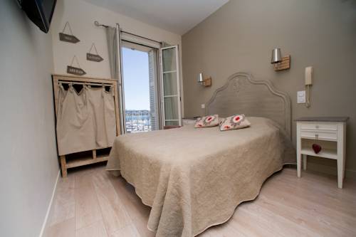 Imagen de la habitación del Hotel Restaurant De La Tour. Foto 6