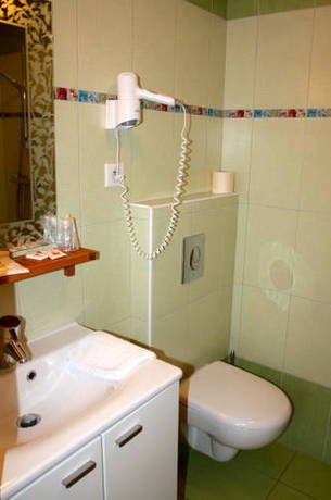 Imagen de la habitación del Hotel Restaurant Des Deux Vall&eacute;es. Foto 3