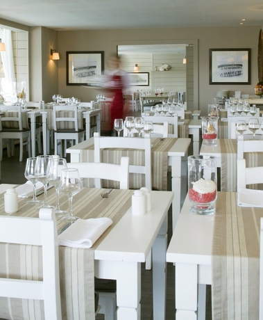 Imagen del bar/restaurante del Hotel Restaurant Des Isles. Foto 5