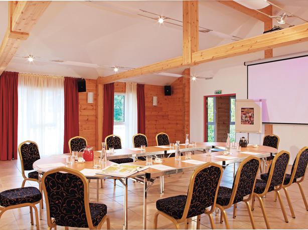 Imagen de los interiores del Hotel Restaurant Des Lacs. Foto 5