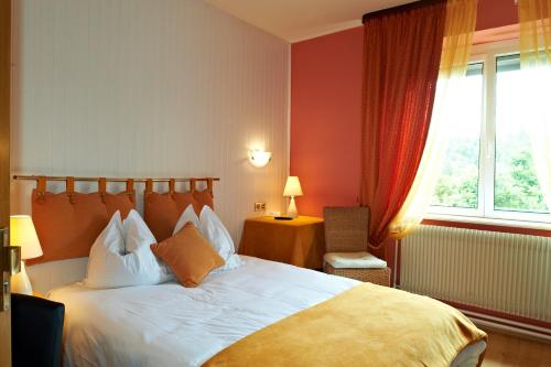 Imagen de la habitación del Hotel Restaurant Des Vosges. Foto 9
