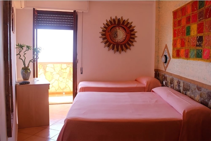 Imagen de la habitación del Hotel Restaurant Diana. Foto 6