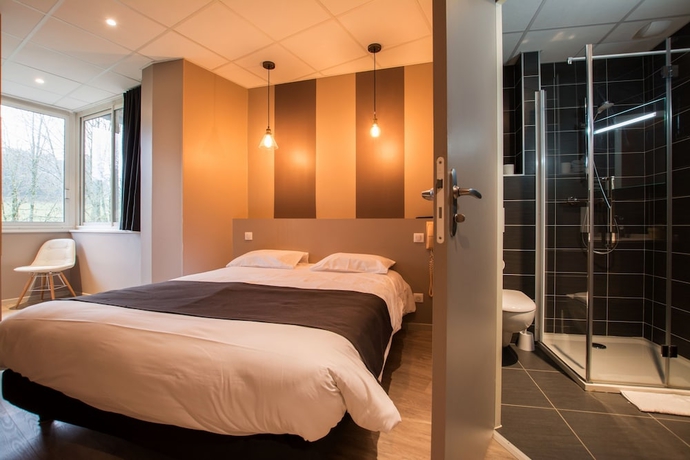 Imagen de la habitación del Hotel Restaurant Du Commerce. Foto 8