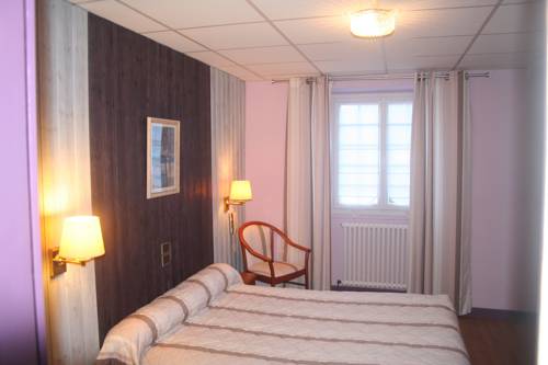 Imagen de la habitación del Hotel Restaurant Du Fronton. Foto 5