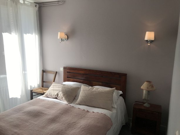 Imagen de la habitación del Hotel Restaurant Du Plomb du Cantal. Foto 7