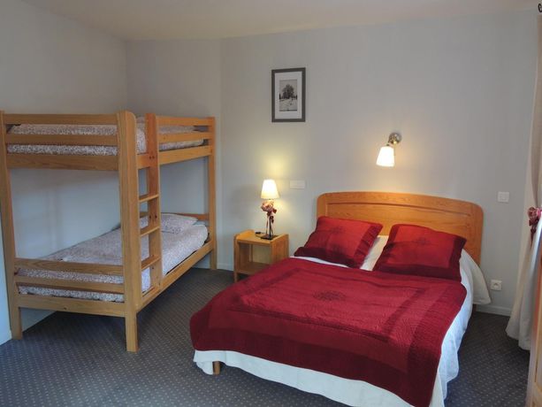 Imagen de la habitación del Hotel Restaurant Du Plomb du Cantal. Foto 10