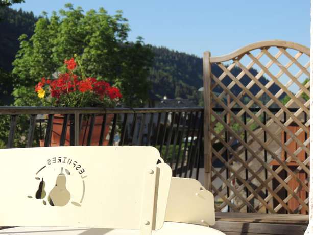 Imagen de la habitación del Hotel Restaurant Du Plomb du Cantal. Foto 11