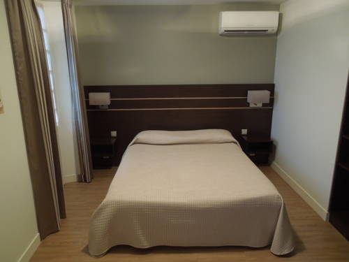 Imagen de la habitación del Hotel Restaurant Elissaldia. Foto 7