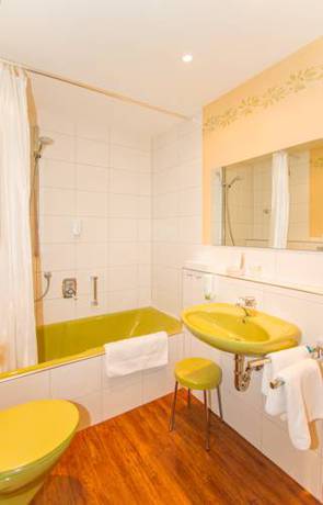 Imagen de la habitación del Hotel Restaurant Falken. Foto 4