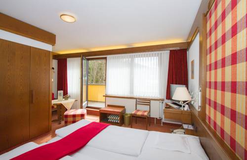 Imagen de la habitación del Hotel Restaurant Falken. Foto 5