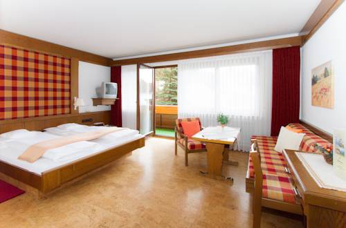 Imagen de la habitación del Hotel Restaurant Falken. Foto 6