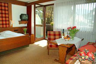 Imagen de la habitación del Hotel Restaurant Falken. Foto 15