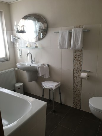 Imagen de la habitación del Hotel - Restaurant Feste Neustadt. Foto 13