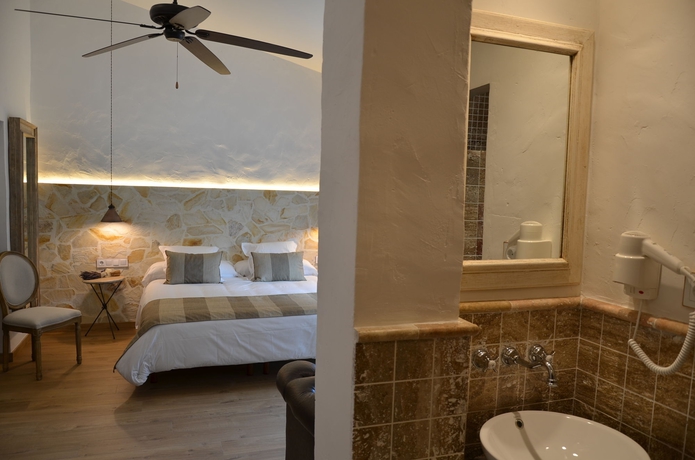 Imagen de la habitación del Hotel Restaurant Galena Mas Comangau. Foto 7