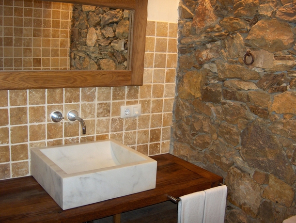 Imagen de la habitación del Hotel Restaurant Galena Mas Comangau. Foto 11