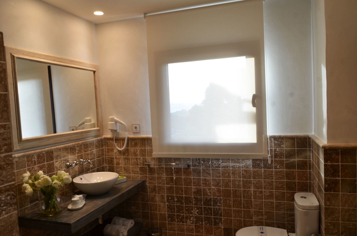 Imagen de la habitación del Hotel Restaurant Galena Mas Comangau. Foto 14