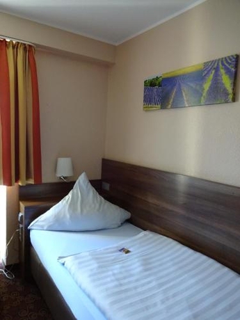 Imagen de la habitación del Hotel Restaurant Im Park. Foto 6