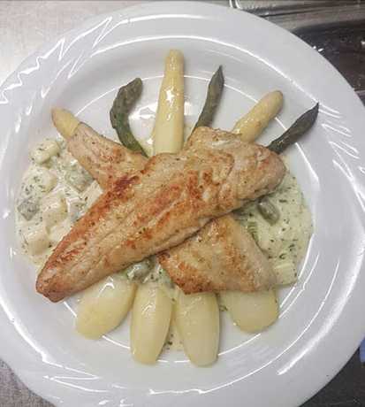 Imagen del bar/restaurante del Hotel Restaurant Jura. Foto 8