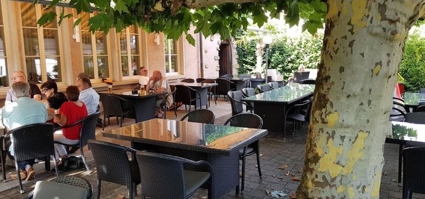 Imagen del bar/restaurante del Hotel Restaurant Jura. Foto 9