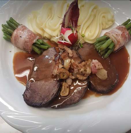 Imagen del bar/restaurante del Hotel Restaurant Jura. Foto 11