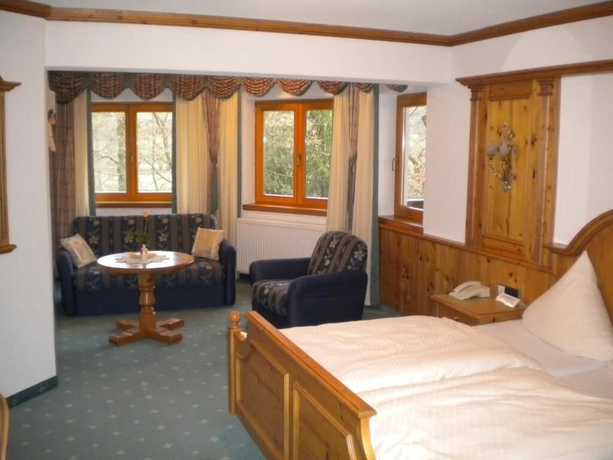 Imagen de la habitación del Hotel - Restaurant Kreuzberghof. Foto 4