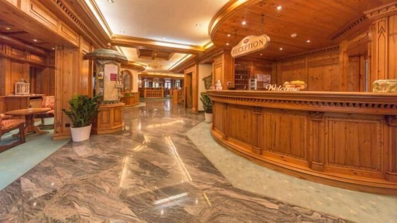Imagen de los interiores del Hotel - Restaurant Kreuzberghof. Foto 16