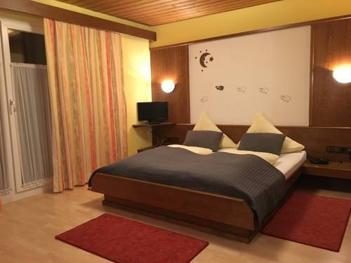 Imagen de la habitación del Hotel Restaurant Kröll. Foto 4