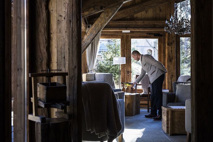 Imagen de los interiores del Hotel Restaurant La Bouitte - Relais and Ch&acirc;teaux - 2 &eacute;toiles Michelin. Foto 20