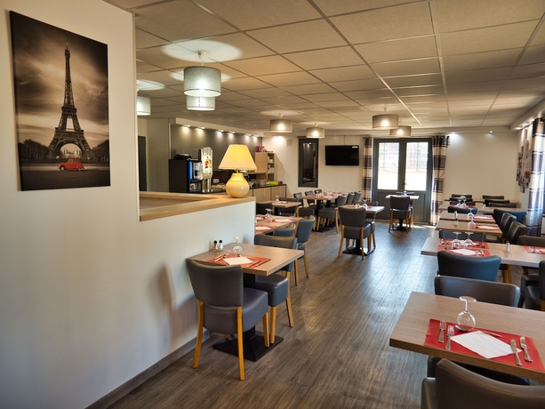 Imagen del bar/restaurante del Hotel Restaurant La Chaumiere Les Mureaux - Flins. Foto 3