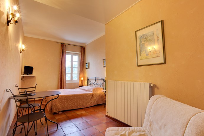 Imagen de la habitación del Hotel Restaurant La Corniche. Foto 9