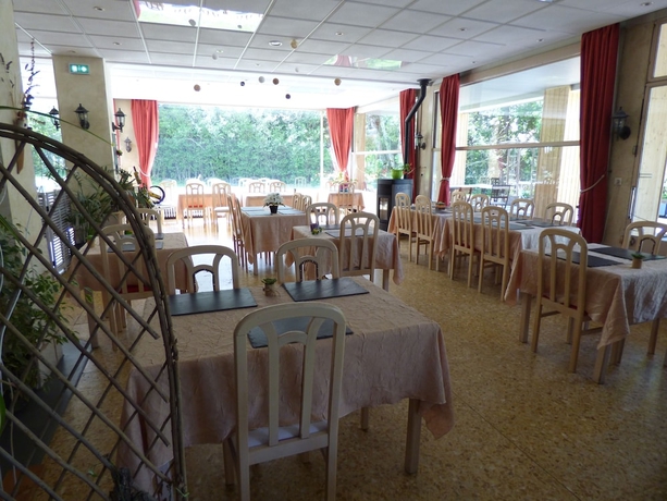 Imagen del bar/restaurante del Hotel Restaurant La Crémaillère. Foto 7