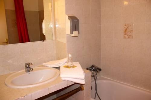 Imagen de la habitación del Hotel Restaurant La Garenne. Foto 3