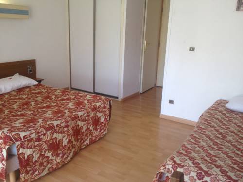 Imagen de la habitación del Hotel Restaurant La Garenne. Foto 13