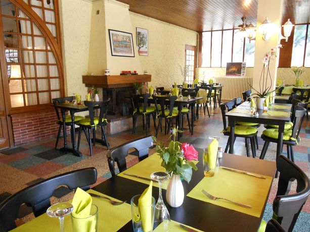 Imagen del bar/restaurante del Hotel Restaurant La Gravenne. Foto 10