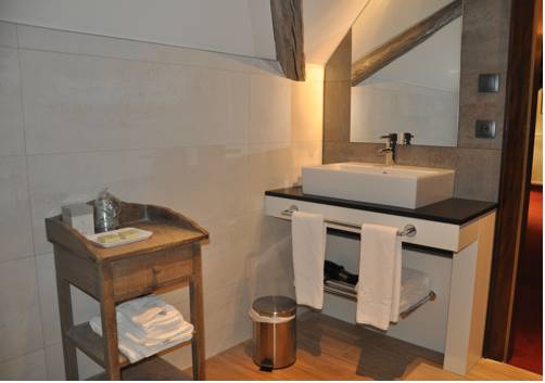 Imagen de la habitación del Hotel Restaurant L'ami Fritz. Foto 16