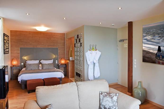 Imagen de la habitación del Hotel Restaurant Le Bellevue, Villerville. Foto 10