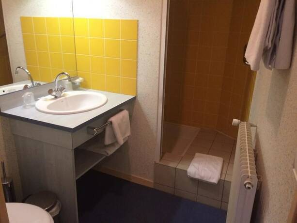 Imagen general del Hotel Restaurant Le César. Foto 3