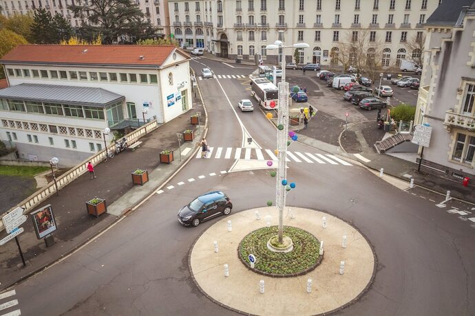 Imagen general del Hotel Restaurant Le César. Foto 9