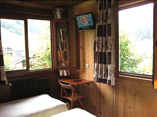 Imagen de la habitación del Hotel Restaurant Le Christiania. Foto 7