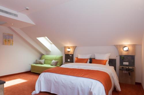Imagen de la habitación del Hotel Restaurant Le Cleebourg. Foto 7