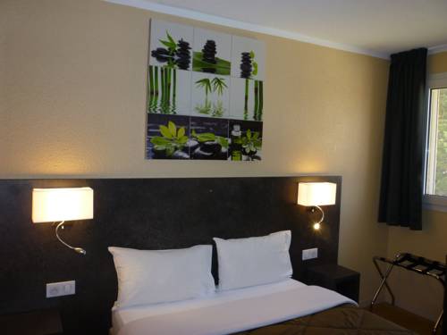 Imagen de la habitación del Hotel Restaurant Le Clos Fleuri. Foto 10