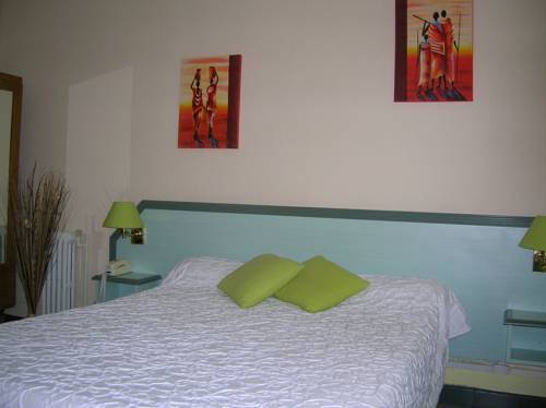 Imagen de la habitación del Hotel Restaurant Le Costabonne. Foto 9