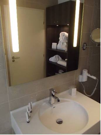 Imagen de la habitación del Hotel Restaurant Le Domaine Des Oliviers. Foto 7
