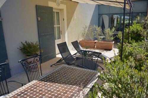 Imagen de la habitación del Hotel Restaurant Le Gardon - Pont Du Gard. Foto 12